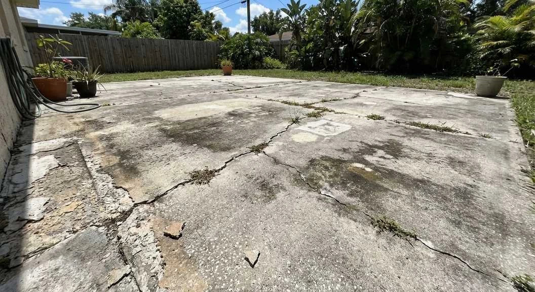 Is Your Concrete Patio in Orlando Starting to Show Signs of Wear & Tear?